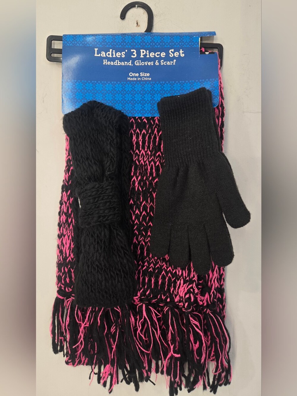 3-Piece Ladies Winter Accessory Set - Black & Pink - Unbranded